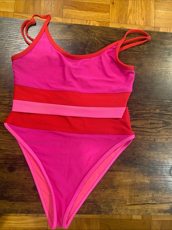 Beach Riot Other - Beachriot Pink and Red Colorblock two-Piece Swimsuit